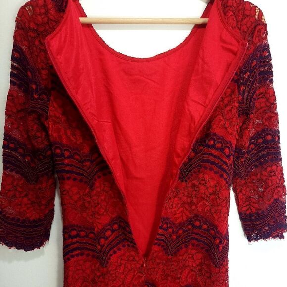 Vintage Navy & Red Lace 3/4 Sleeve Maxi Gown - Picture 8 of 12